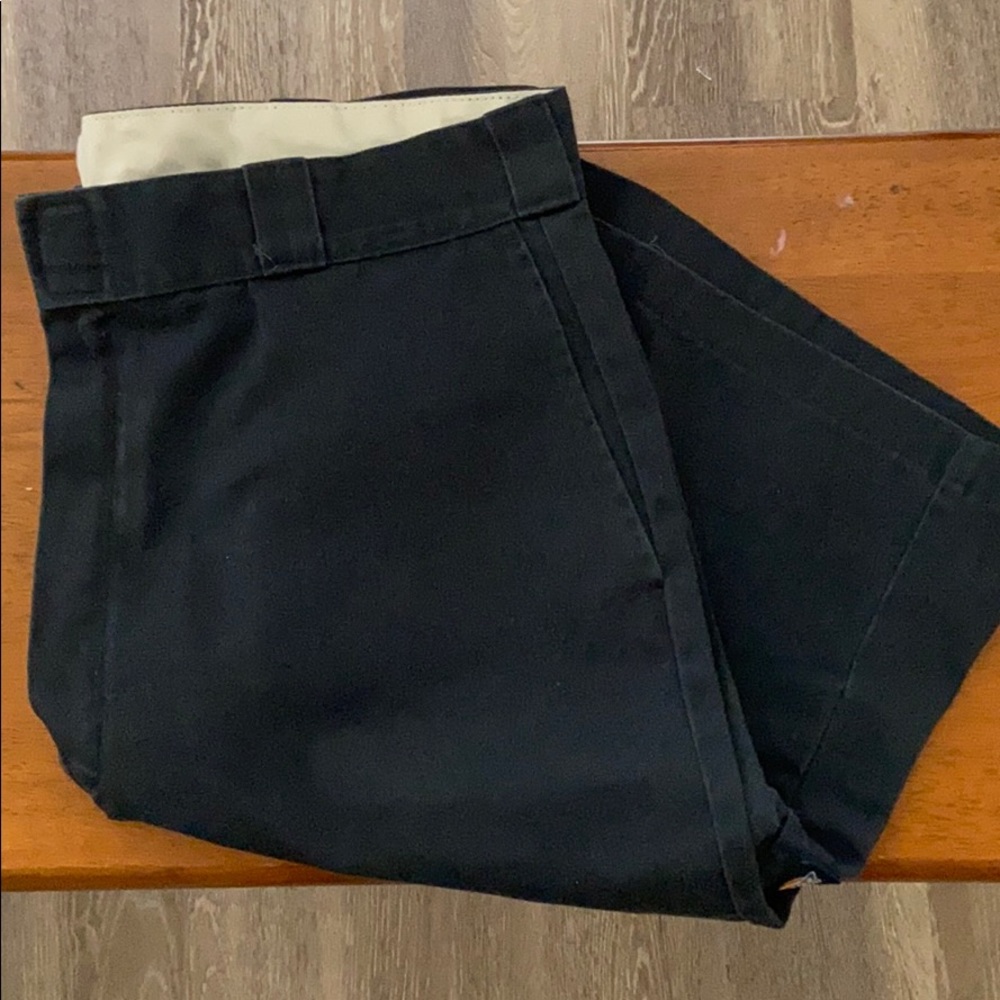 Men’s gray/blue shorts